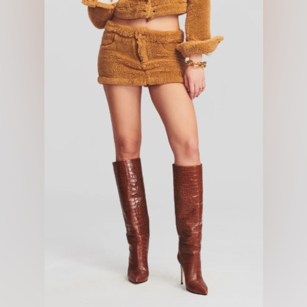 NWT Retrofete Teddy Amelio Skirt in Sz L/XL. Gold zipper detail.